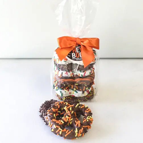 7pc Milk and White Chocolate Covered Pretzels - Something Splendid Co.