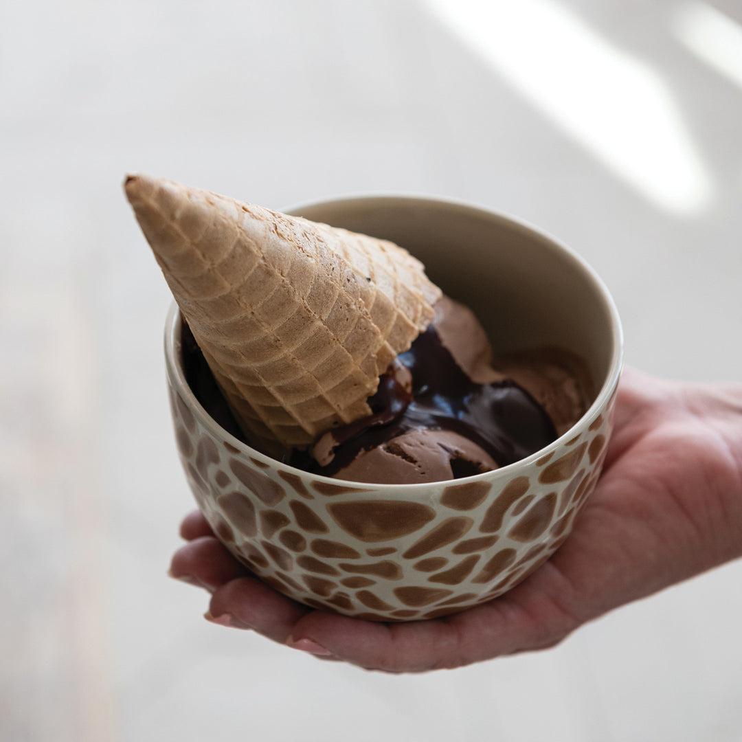 10 oz. Deep Dark Hot Fudge Sauce, view 4