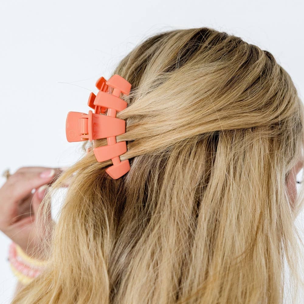 Classic Lexie Hull Medium Claw Clip - Something Splendid Co.