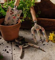 Garden Study Gardening Tool Set - Something Splendid Co.