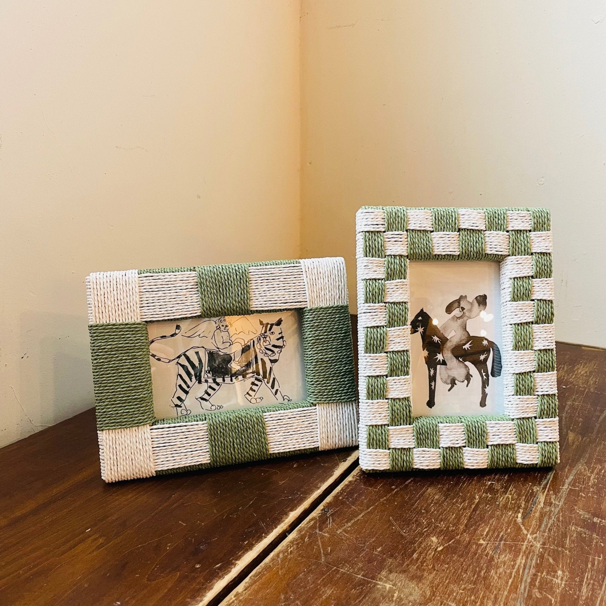Handwoven Checkered Green and White Frame - Thumbnail 3