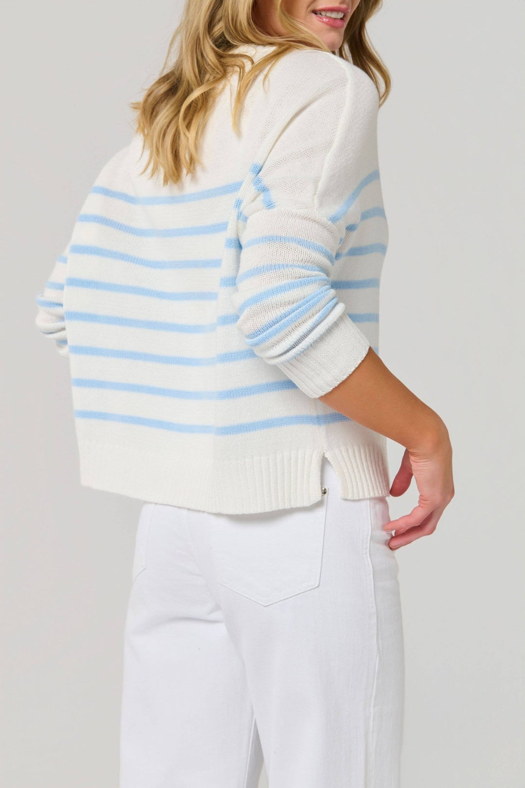 Lobster Relaxed Fashion Fit Sweater - Medium - Something Splendid Co.