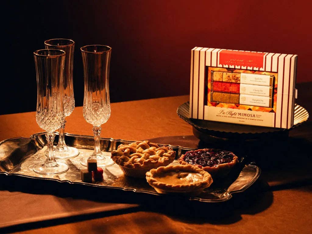 Pie Flight Mimosa Kit, Apple, Pumpkin & Cherry Pie Cubes - Something Splendid Co.