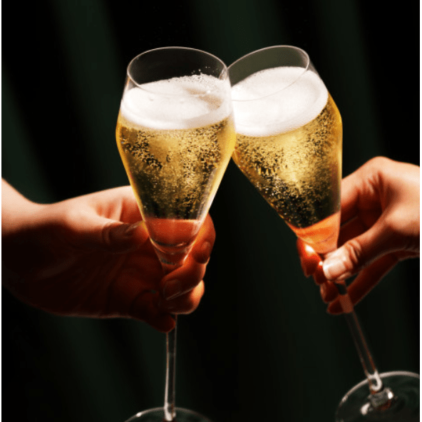 Raye Angled Stemmed Crystal Prosecco Glasses - Thumbnail 4