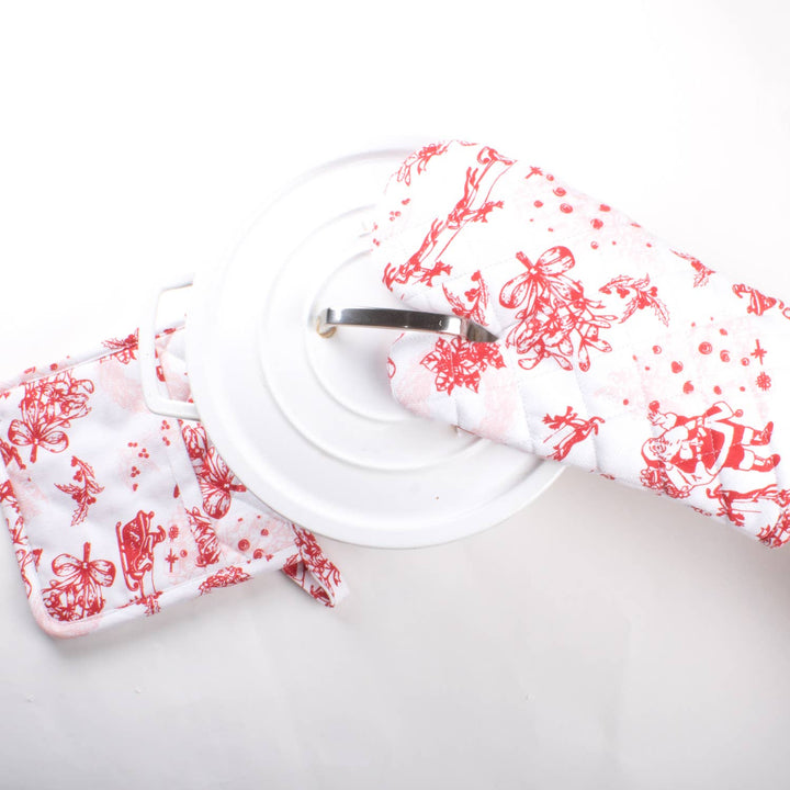 Santa Toile Oven Mitt Set - Something Splendid Co.