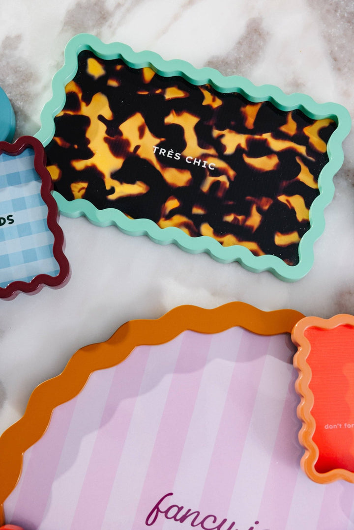 Tres Chic Lacquer Tray - Something Splendid Co.
