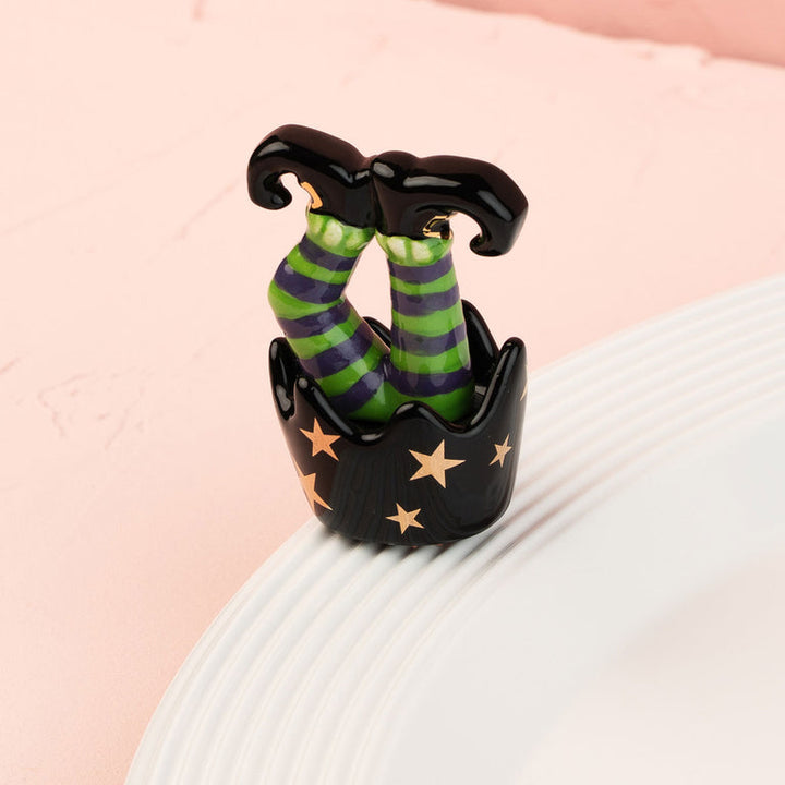 What's Up, Witches? Mini